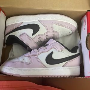 Nike Court Borough Low 2